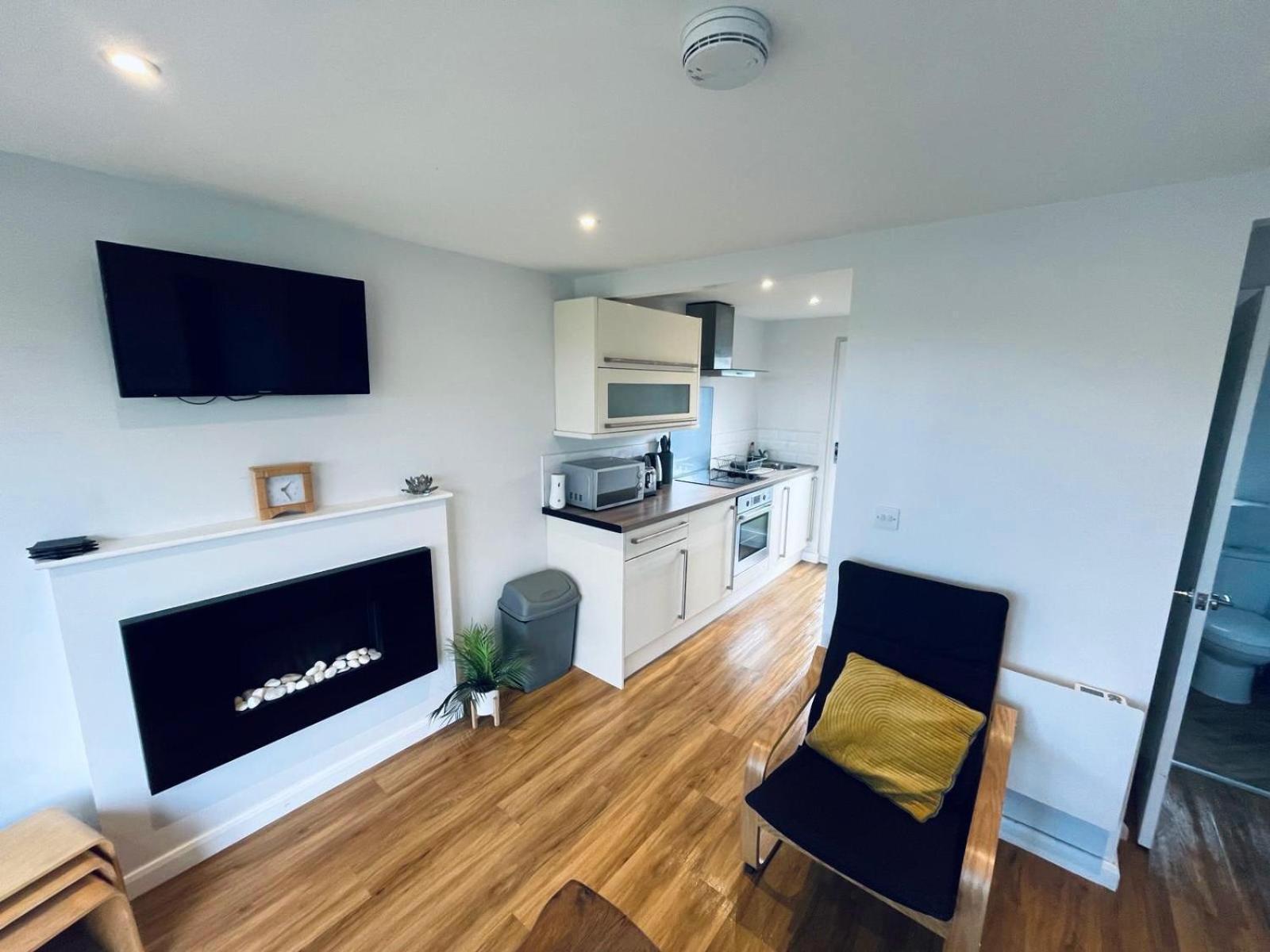 Cozy Snowdonia Chalet เคอร์นาวอน ภายนอก รูปภาพ
